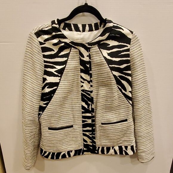CHICO'S Animal Print Jacket - Size 0 - Picture 1 of 5